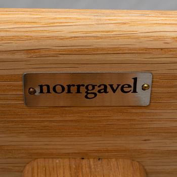 An oak dining table by Norrgavel.
