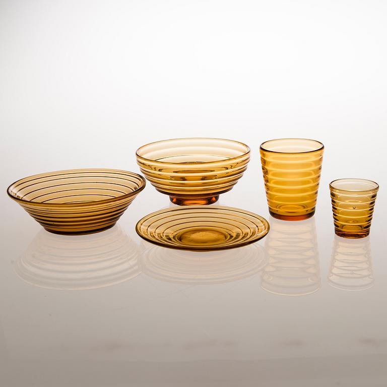 A 22-piece set of Bölgeblick gassware by Karhula Finland.