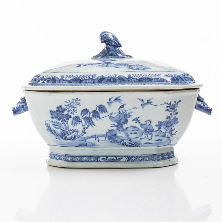 Porcelain, 9 decares, China, 18th-19th century.