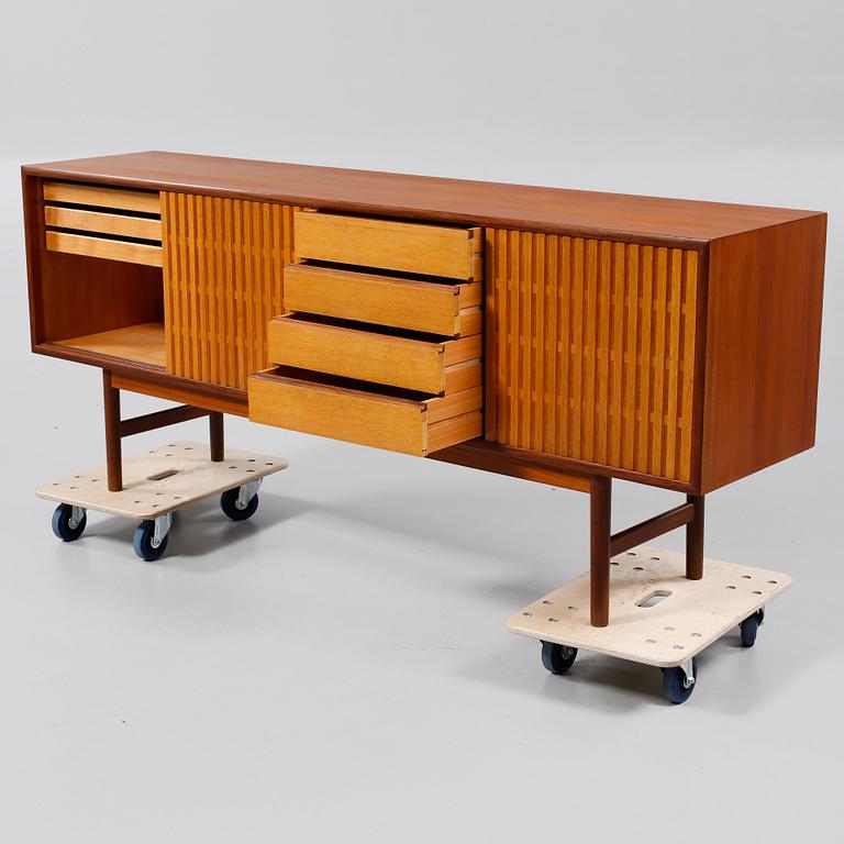 SIDEBOARD, "nr. 161", Gerhard Berg, Eidsfjord Møbelfabrik, Norge, ca 1960.