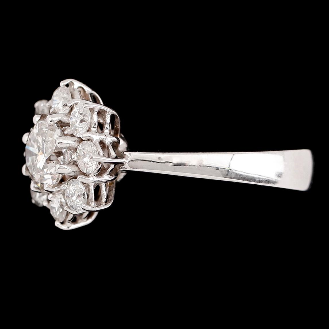 RING, 18 k vitguld, briljantslipade diamanter tot ca 1.78 ct.