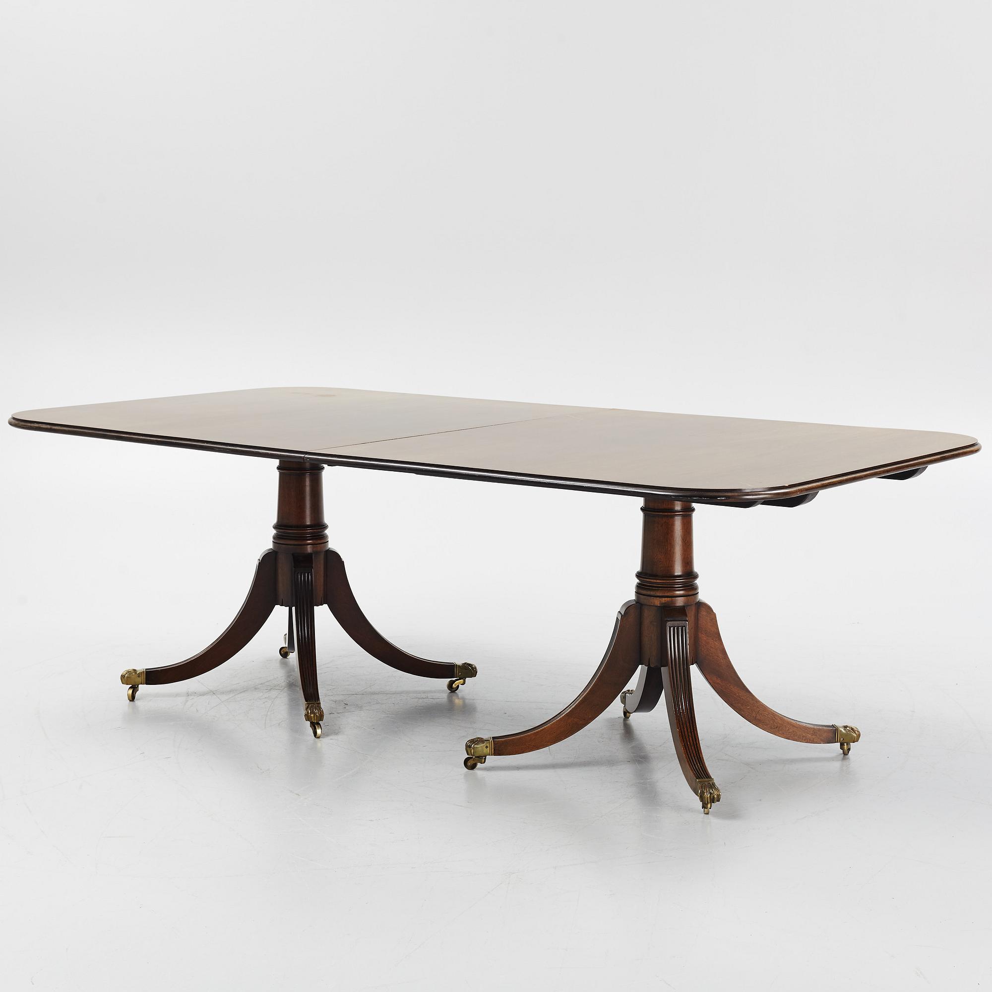 Matbord, George III-stil, 1900-talets andra hälft.