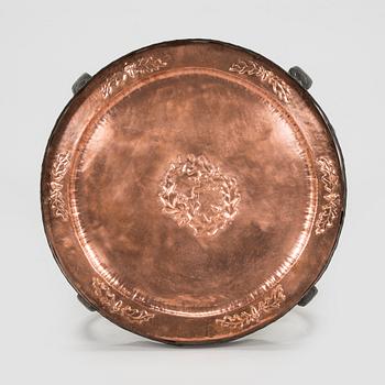 Pöytä, 1900-luvun alku.