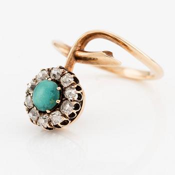 A 14K gold ring and a pair of earrings with turquoises and old cut diamonds.