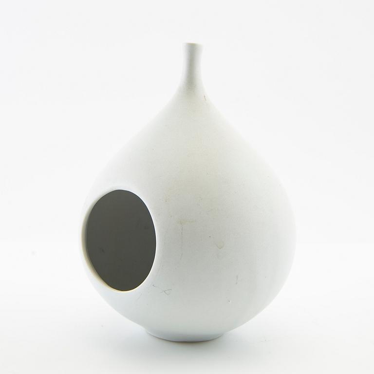 Stig Lindberg, vase/sculpture "Bird's Nest/Pungo" Gustavsberg 1950s/60s.