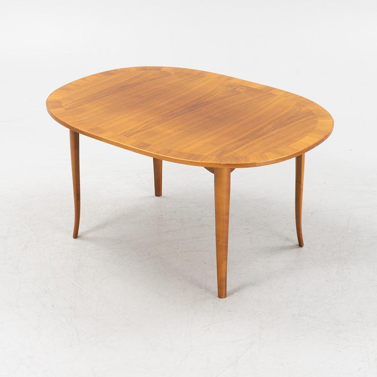 Carl Malmsten, a 'Ovalen' coffee table, Åfors Möbelfabrik, second half of the 20th century.