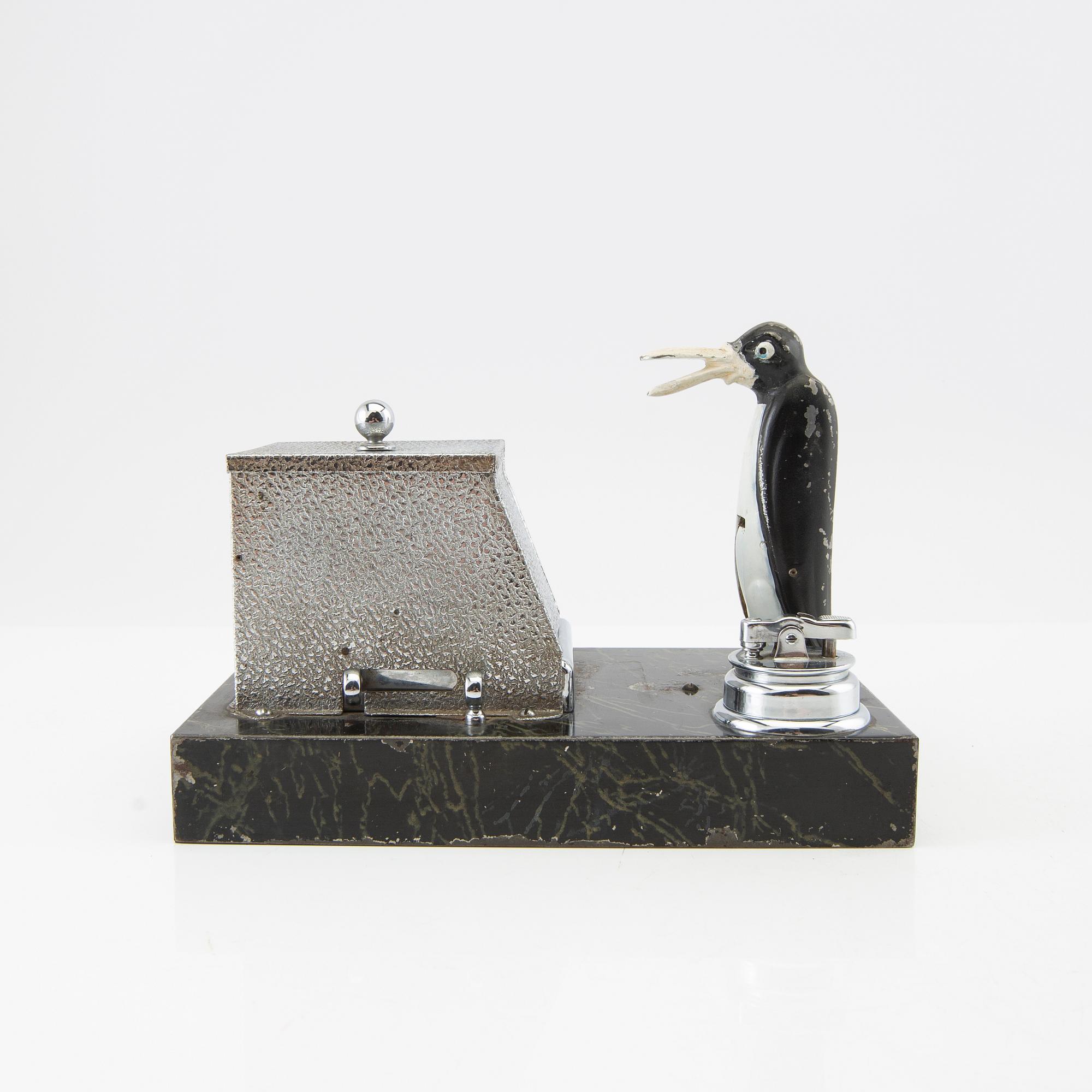 Ronson bordständare och cigarettställ "Pick-a-cig" ca 1936 USA.