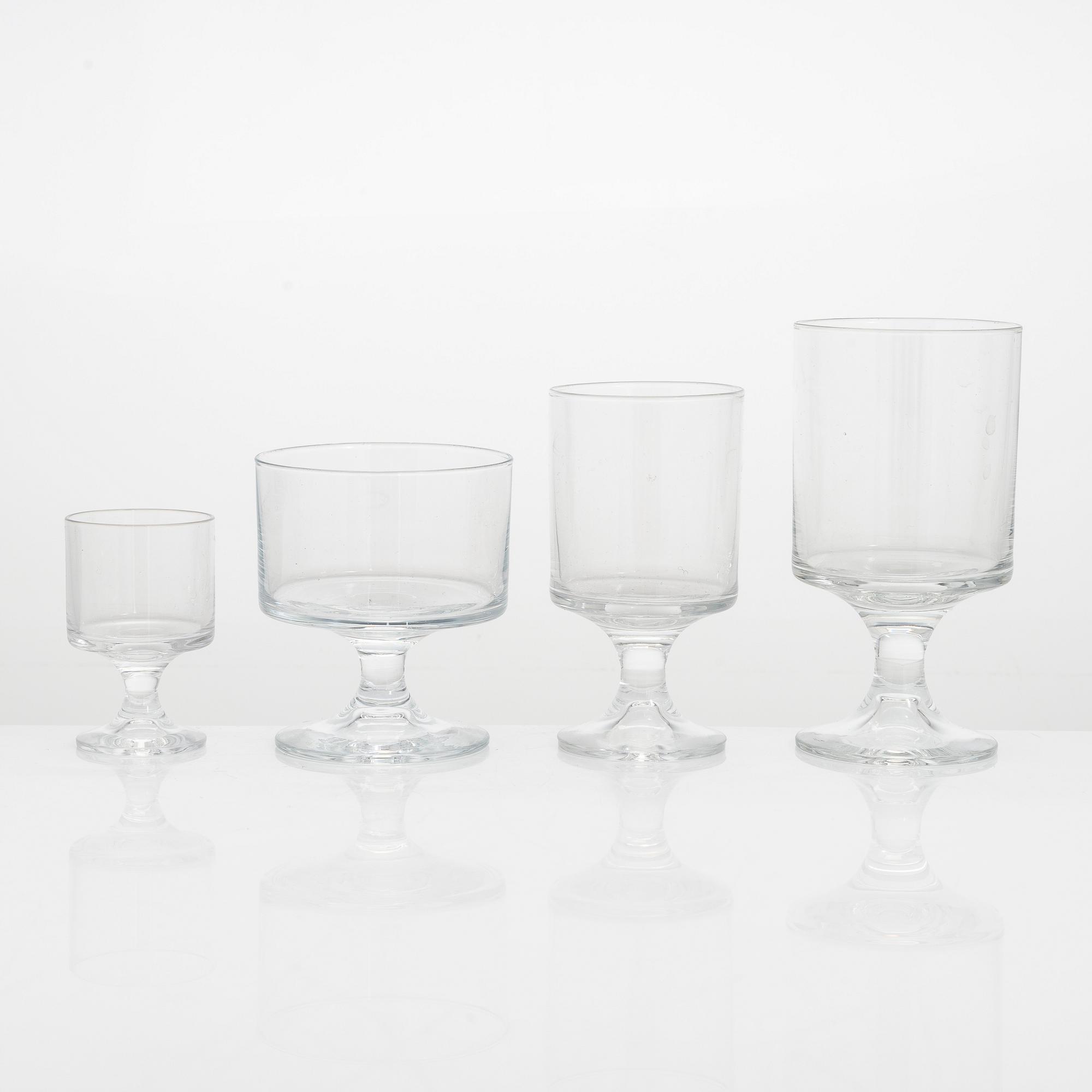 Tapio Wirkkala, glasservisdelar, 37 st, "Karelia", Iittala, 1900-talets sista kvartal.