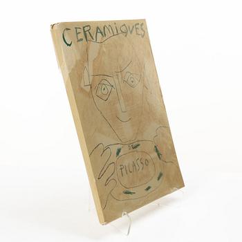 Pablo Picasso, a book, "Ceramiques".