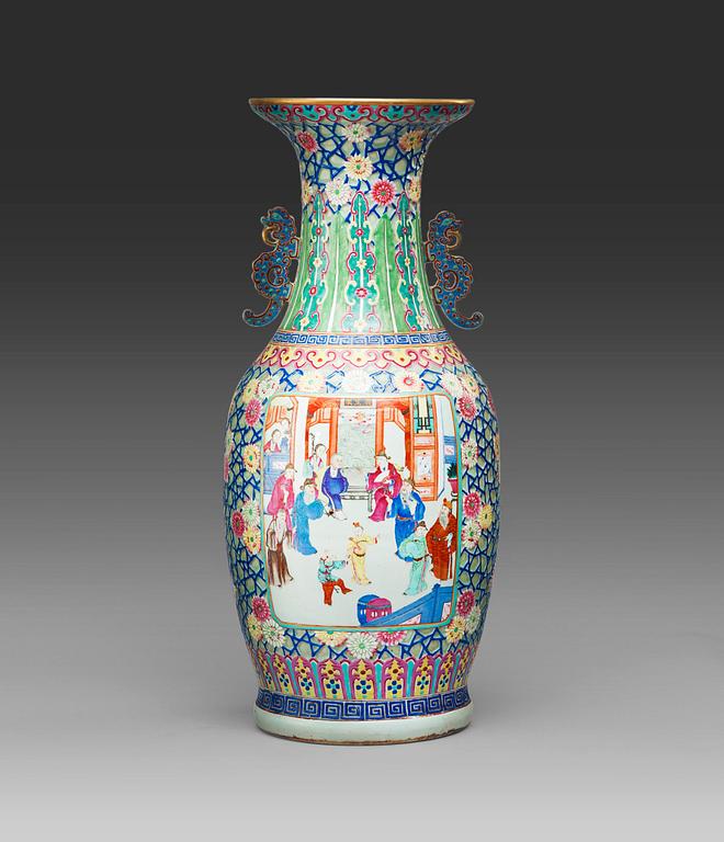 A large famille rose vase, China 20th century.