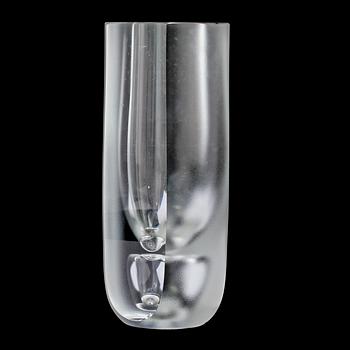 VAS, glas, Göran Wärff, Kosta Art Collection, signerad, 1900-talets andra hälft.