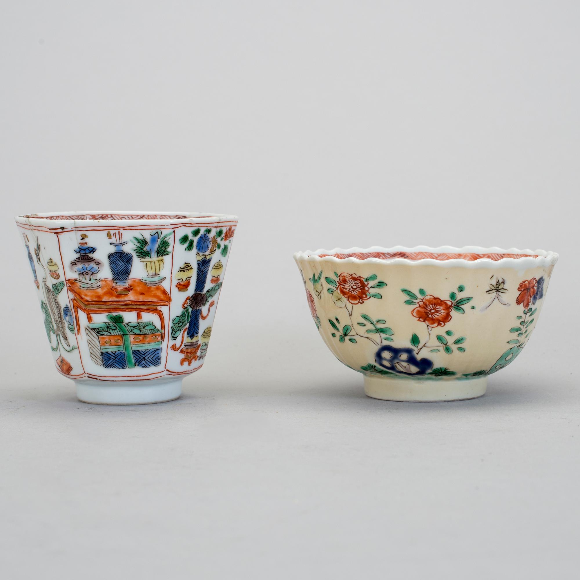 KOPPAR, 2 st, porslin, Kina, 1700-tal.