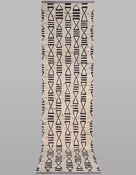 A runner carpet, Marocco Design, ca 374 x 80 cm.