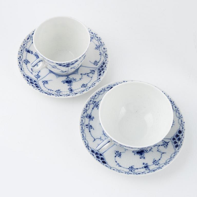 Royal Copenhagen, a 48-piece service, porcelain, 'Musselmalet Half Lace', Denmark.