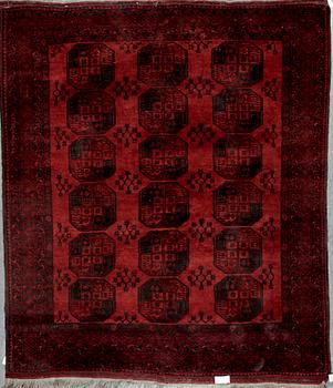 MATTA, möjligen Turkmen, ca 236x209 cm.