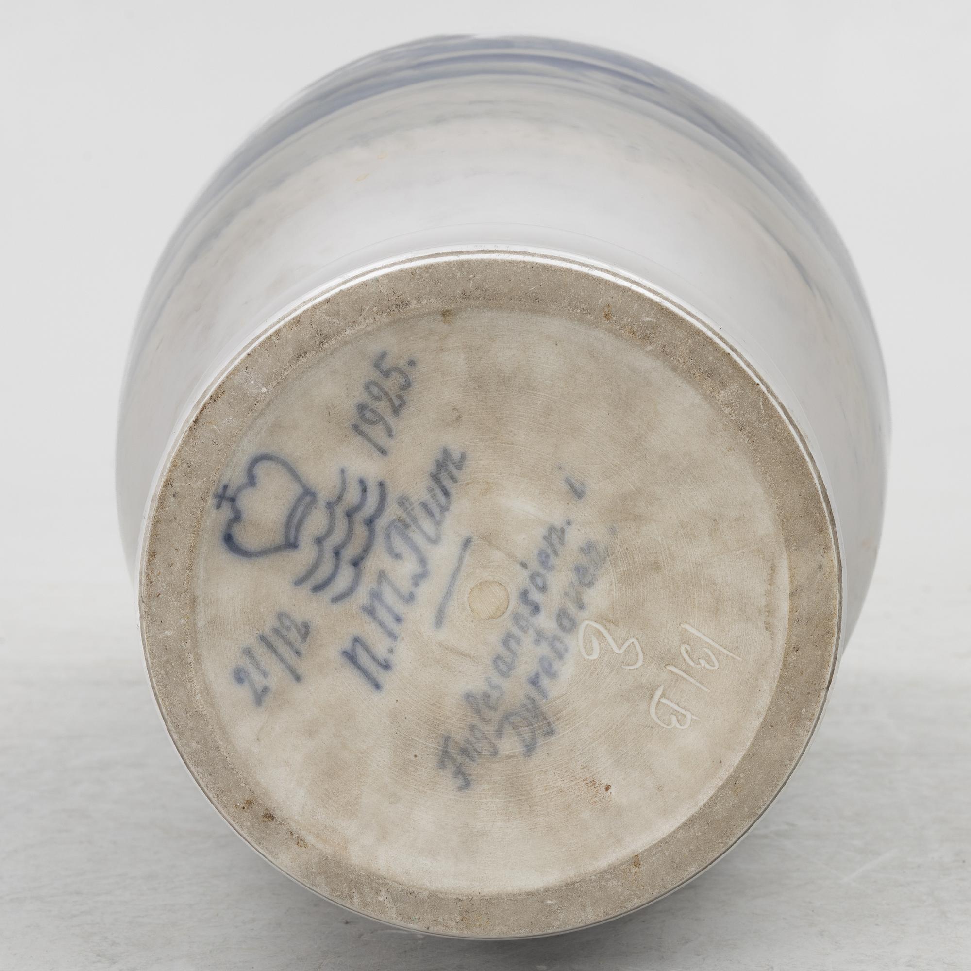 Royal Copenhagen, Praktvas, porslin, 1925.