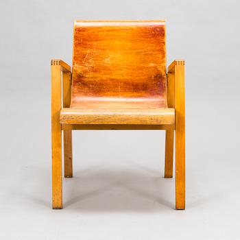 Alvar Aalto, A mid-20th century '403' armchair for O.Y. Huonekalu-ja Rakennustyötehdas A.B.