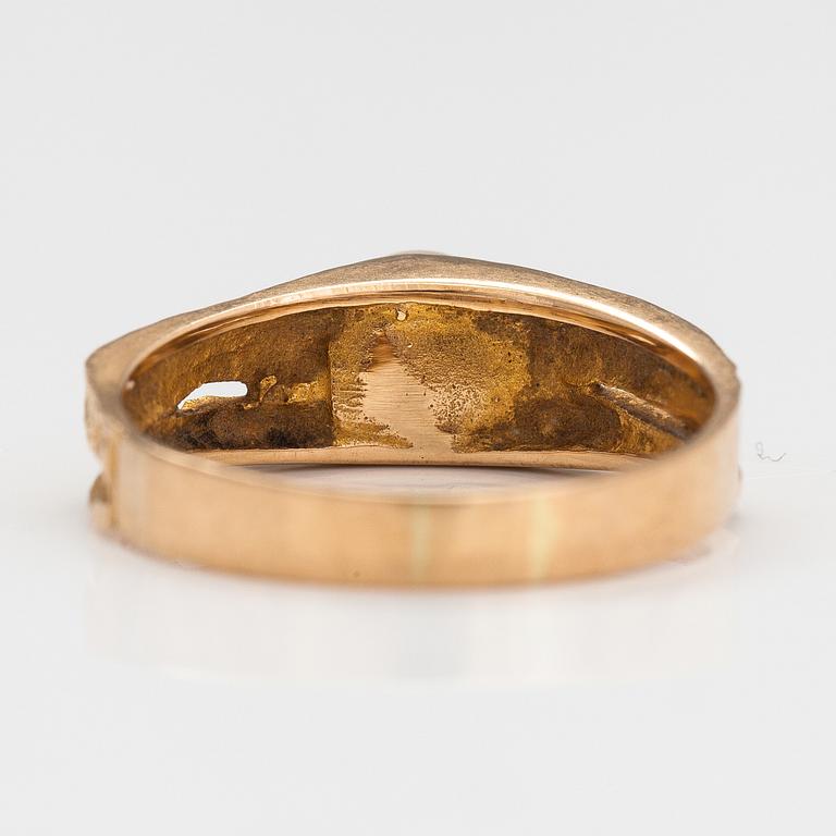 Björn Weckström, Ring "Lapplans vår", 14K guld och odlad pärla. Lapponia.