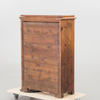 CHIFFONJÉ, 1800-talets andra hälft.