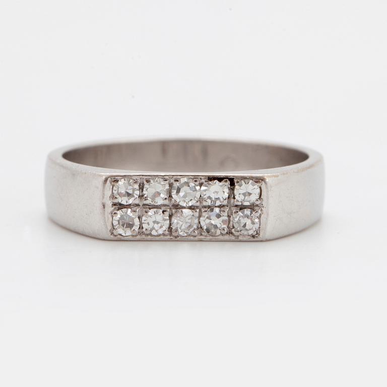 RING, with eight-cut diamonds.