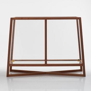 Sebastian Hedengrahn, bordsvitrin, "Fönstergrönska", Firma Svenskt Tenn.