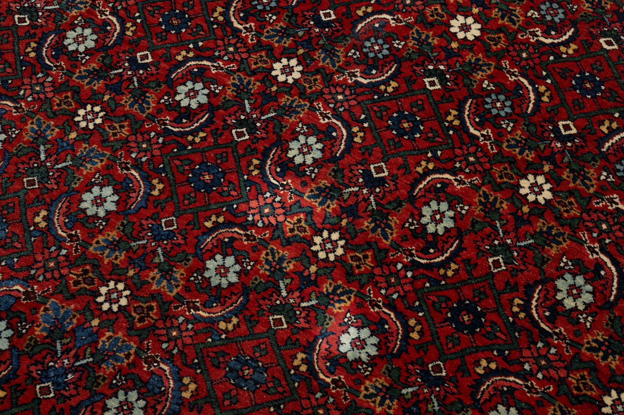 Carpet, oriental, approx. 198 x 138 cm.
