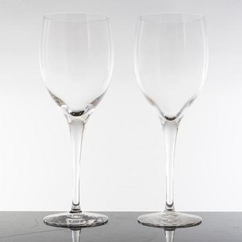 12 NILS LANDBERG 'Illusion' claret glasses from Orrefors.