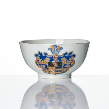 An armorial cup and stand, Qing dynasty, Qianlong (1736-95).