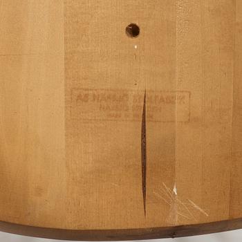 LENA LARSSON, gungstol, Nässjö Stolfabrik, 1900-talets andra hälft.