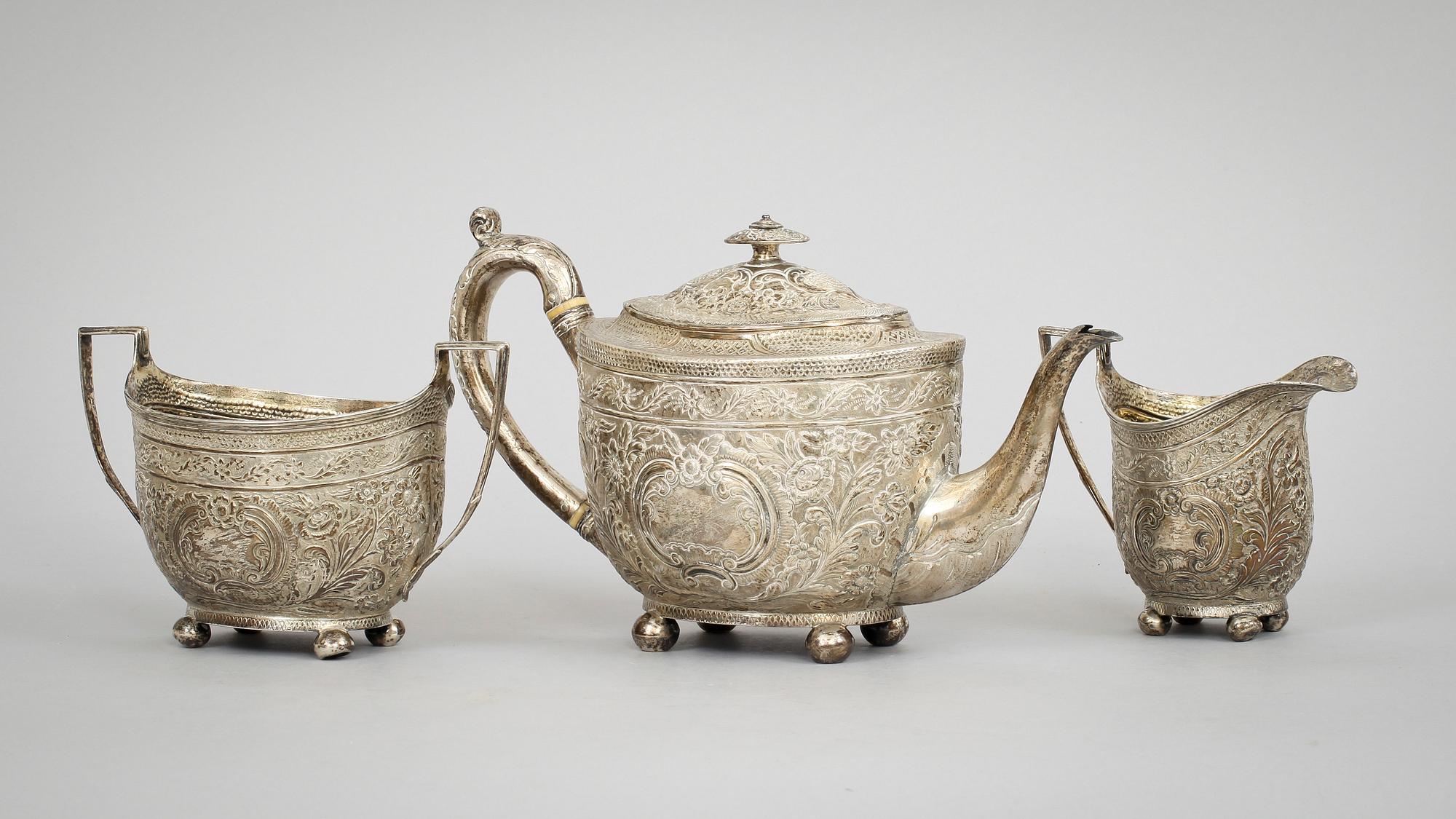 TESERVIS, 3 delar, silver. England 1800-tal. Tot vikt 1050 g.