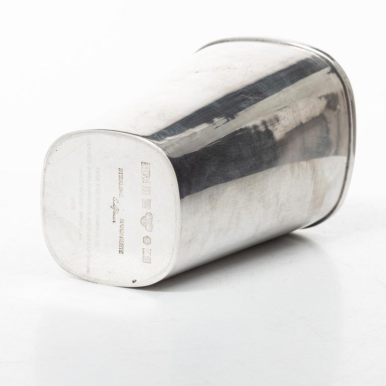 Eric Löfman, A silver beaker, KG Markström, Uppsala 1974.