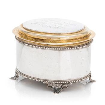 A late 18th-century parcel-gilt silver box, maker's mark of Henrik Frodell, Stockholm 1789.