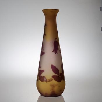 An Emile Gallé Art Nouveau cameo glass vase, Nancy, France.