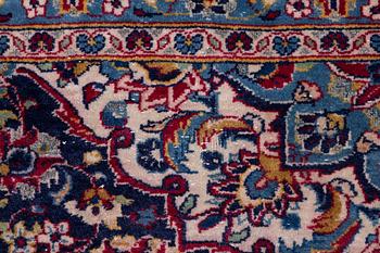 A Keshan carpet, c. 403 x 290 cm.