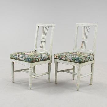 STOLAR, ett par, sengustaviansk stil, 1800-talets andra hälft.