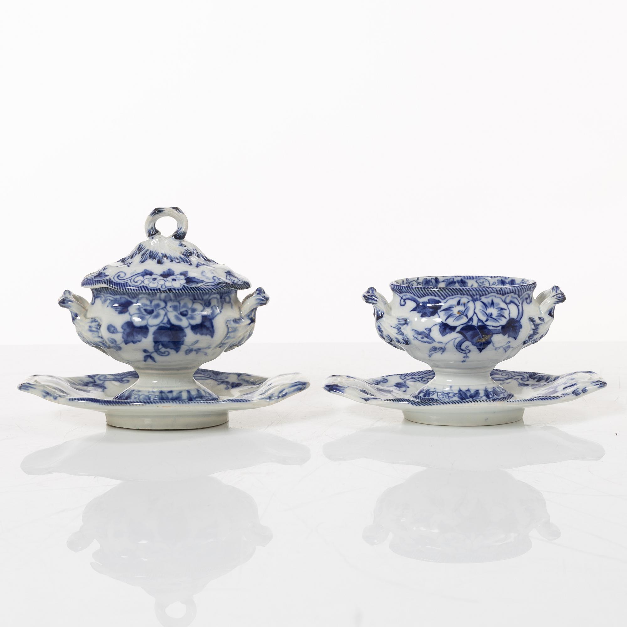 A 42 piece earthenware dinner service, 'Flora', Creil Montereau, France, late 19th Century.