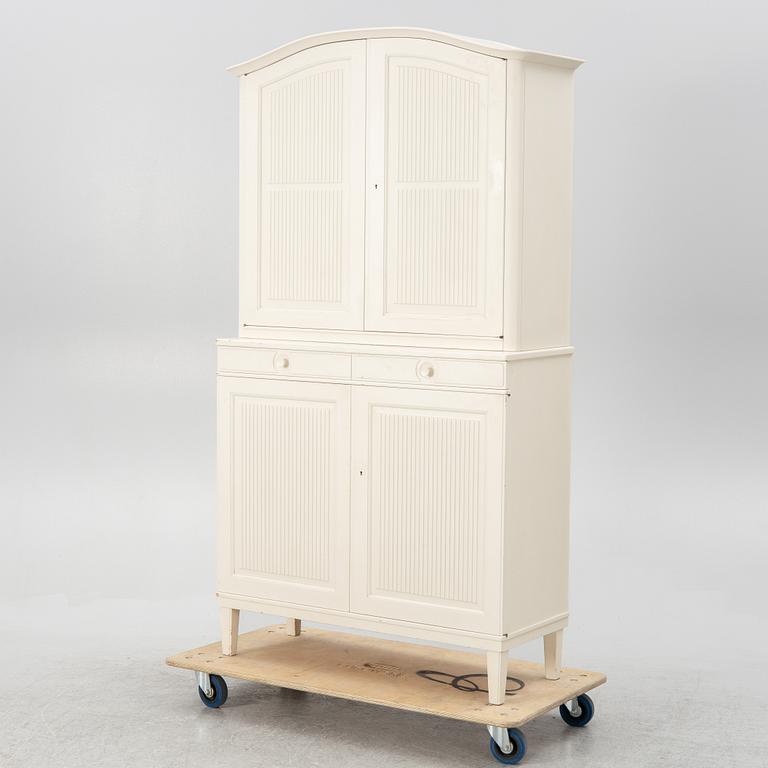 Carl Malmsten, skåp, "Herrgården", Bodafors, daterat 1960.