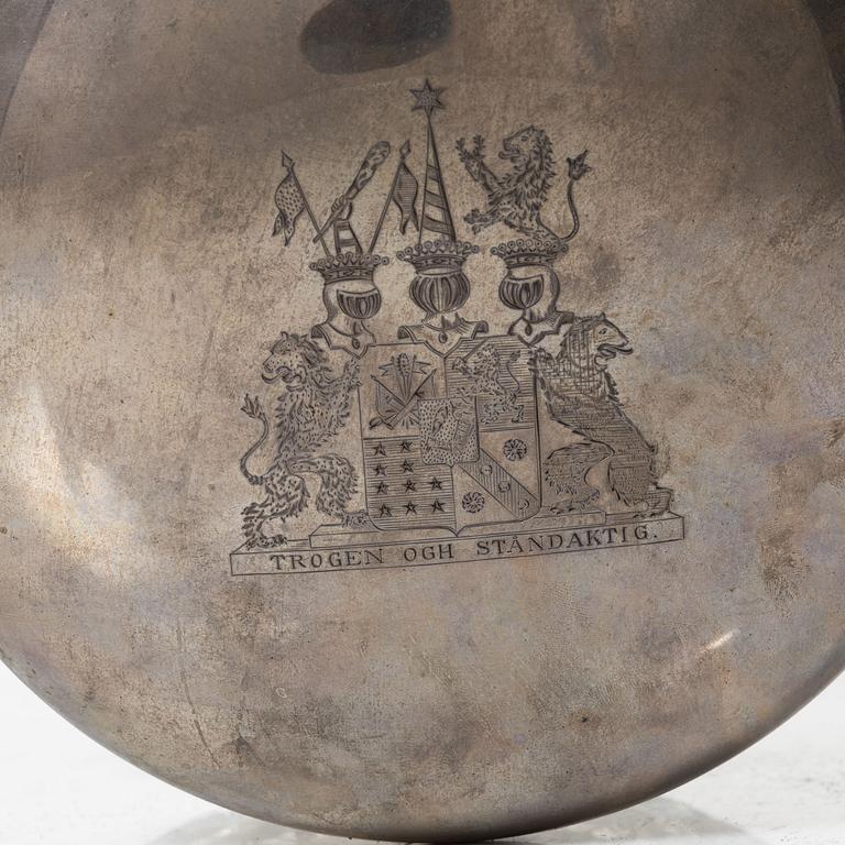 Skål med lock, slipad kristall och sterlingsilver, Tyskland omkring år 1900.