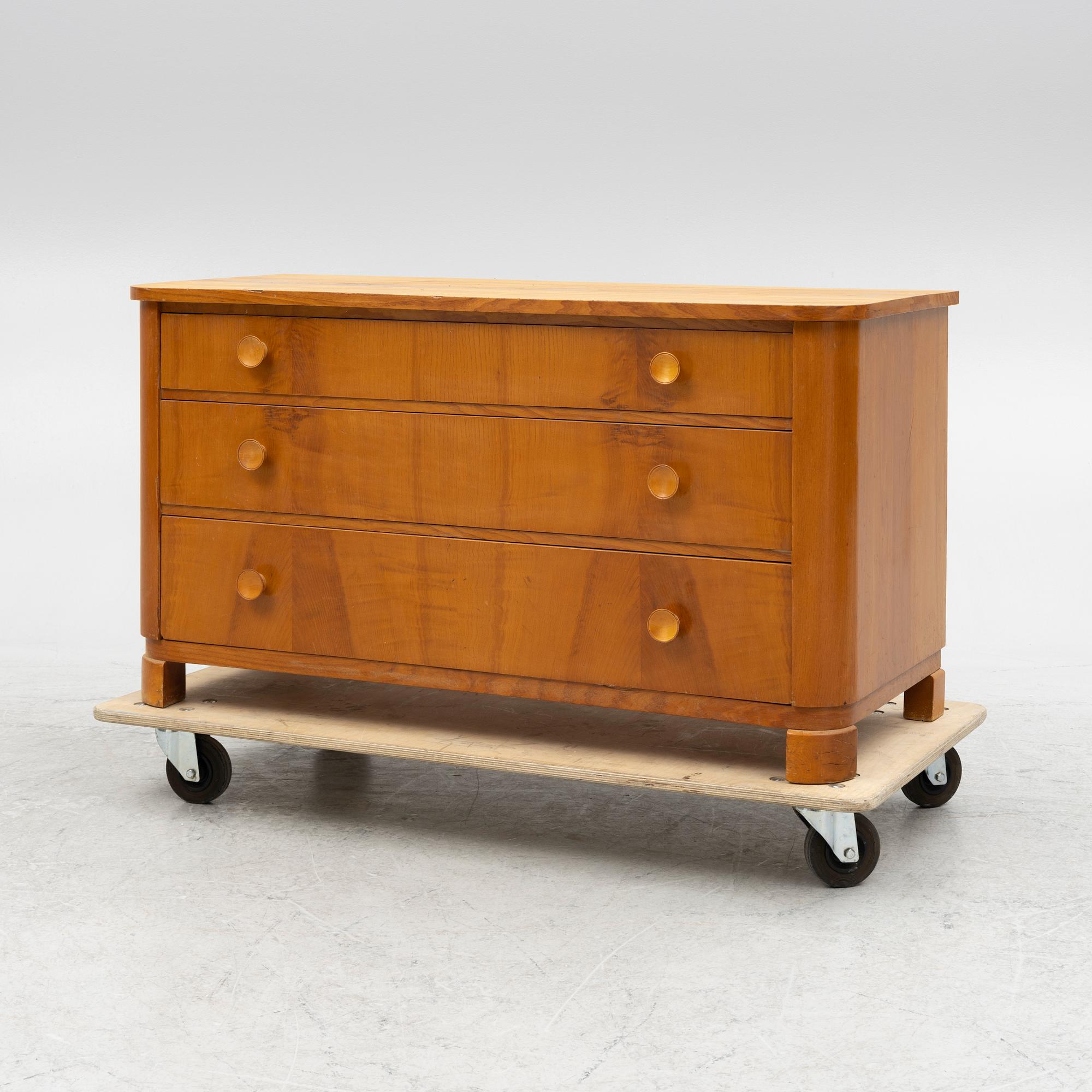 A dresser, mid-20th century.