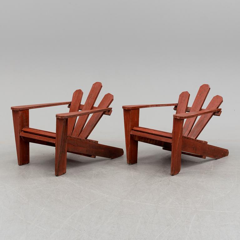 A pair of second half of the 20th century garden chairs.