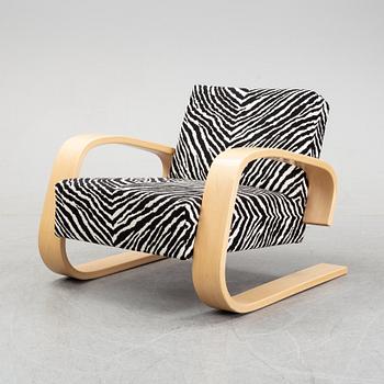 Alvar Aalto, a model 400 birch 'Tank chair', Artek, Finland.