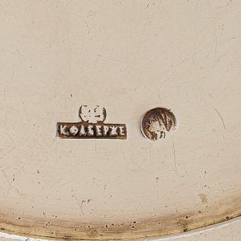 K. Fabergé, a silver sugar bowl and cream jug, Imperial Warrant mark, Moscow ca. 1913.