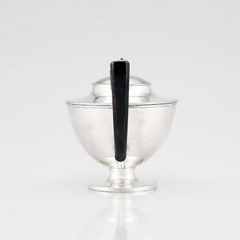 Diedrich Schvart, tekanna, silver, Karlskrona 1814. Empire.