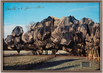 CHRISTO & JEANNE-CLAUDE, offset with collage, signed.