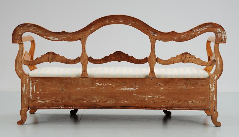 SOFFA, senempire, 1800-talets mitt.