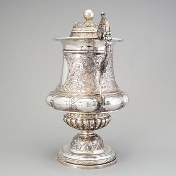 An English 19th century silver urn and cover, mark of John Newton Mappin, Mappin & Webb, London 1895.