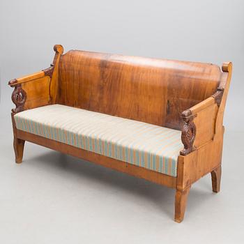 A biedermeier sofa from the 1830s-1840s.