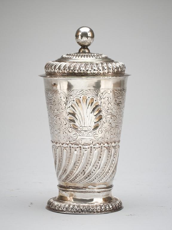 A Polish early 18th century silver beaker and cover, marks of Carl Wilhelm Hartman, Breslau 1710-1712.