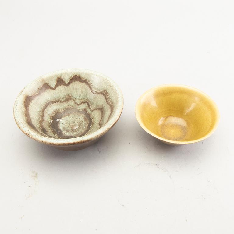 Åke Holm, three vases and two bowls.