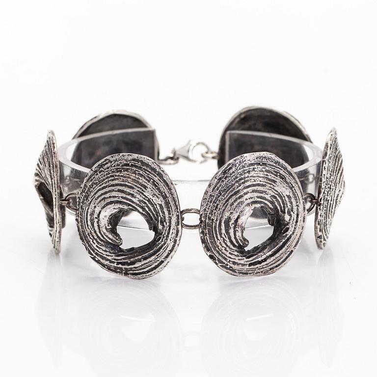 Helky Juvonen, armband och ring, silver, 1970-tal.